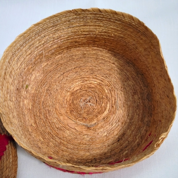 Vintage Handmade Mexico Tortillero Woven Basket - Picture 3 of 10